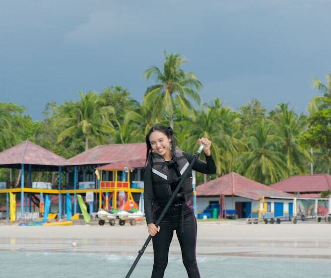 호텔 Mayang Sari Beach Resort