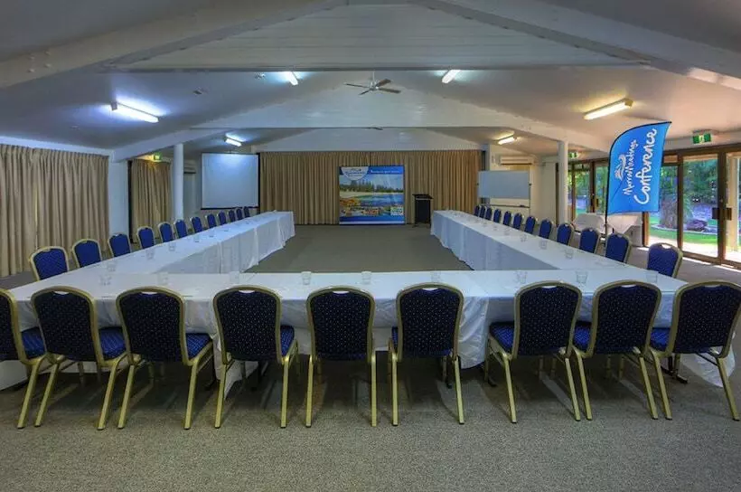 Отель Nrma Murramarang Beachfront Holiday Resort