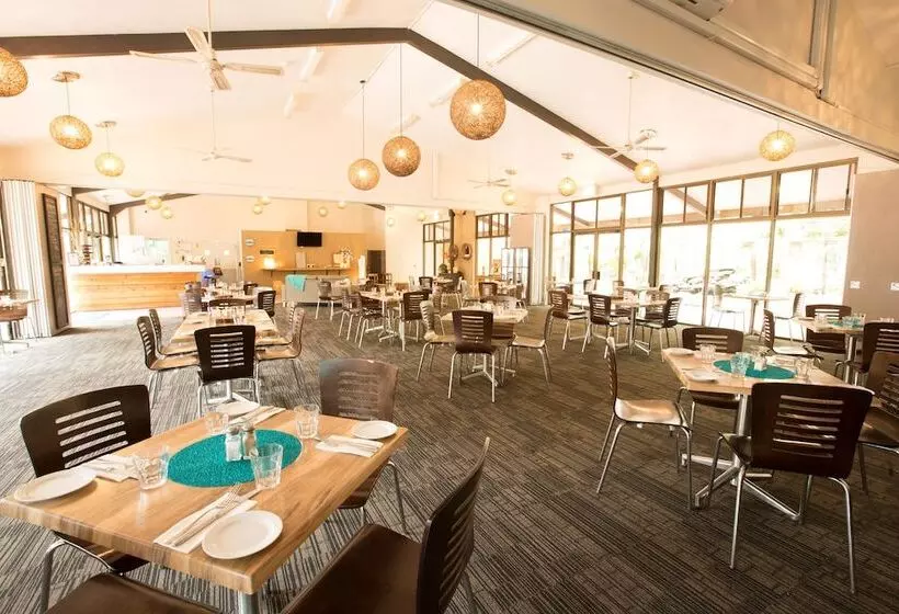 Отель Nrma Murramarang Beachfront Holiday Resort