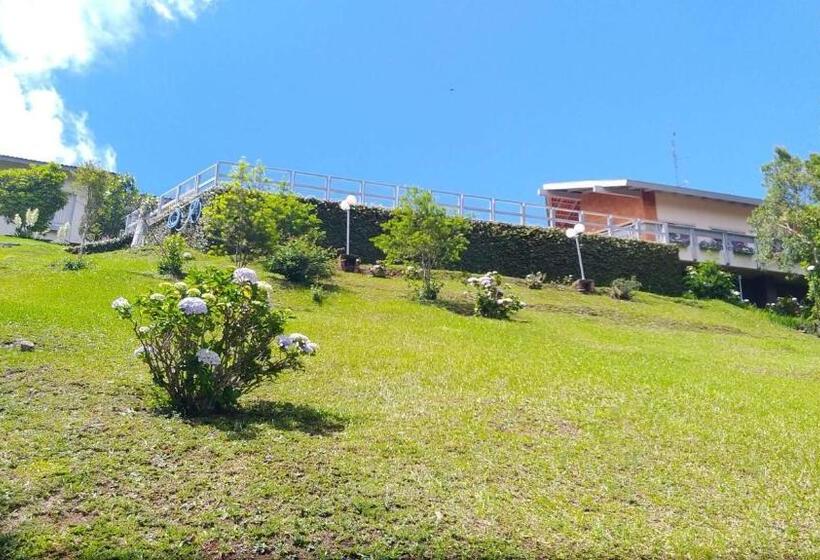 هتل Plaza Inn Week Inn