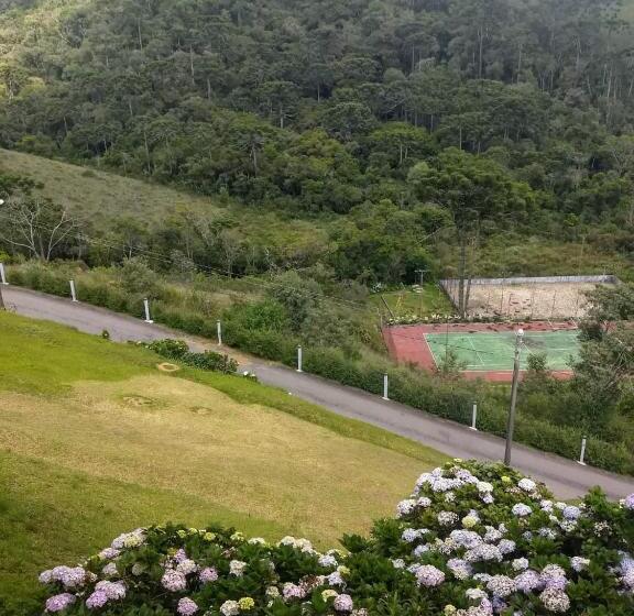 هتل Plaza Inn Week Inn