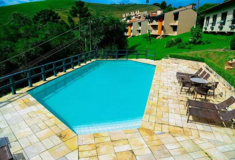 호텔 Plaza Inn Week Inn