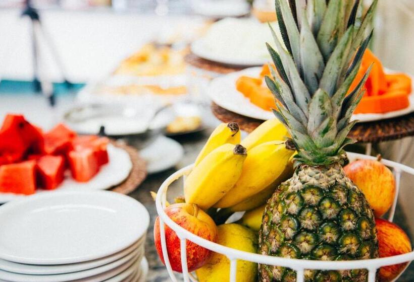 هتل Plaza Inn Week Inn