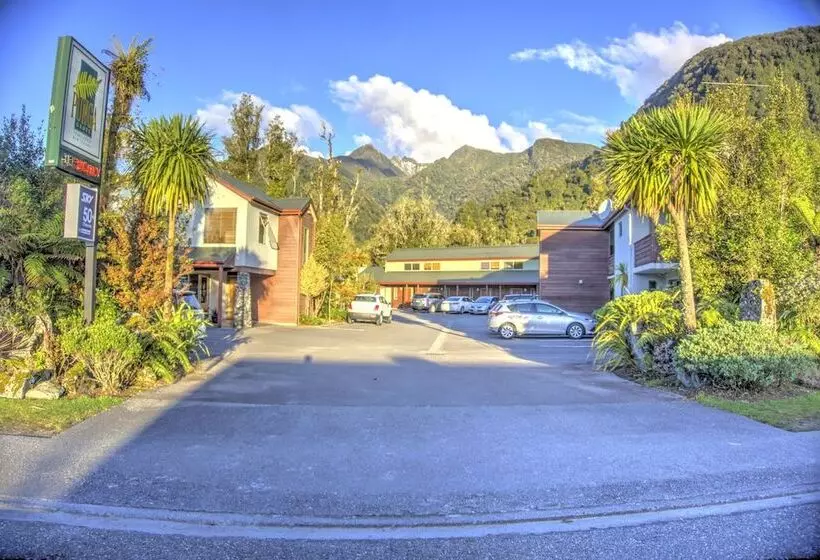 Отель Punga Grove