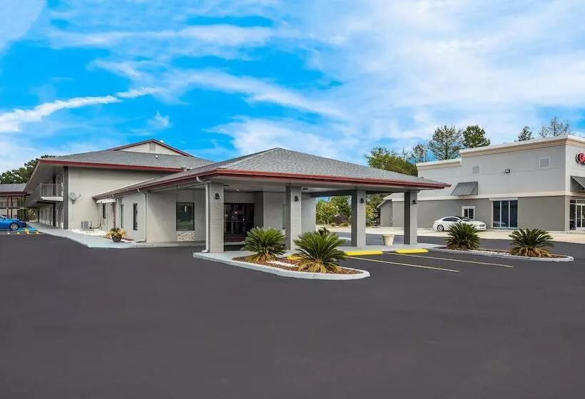 호텔 Red Roof Inn & Suites Thomasville