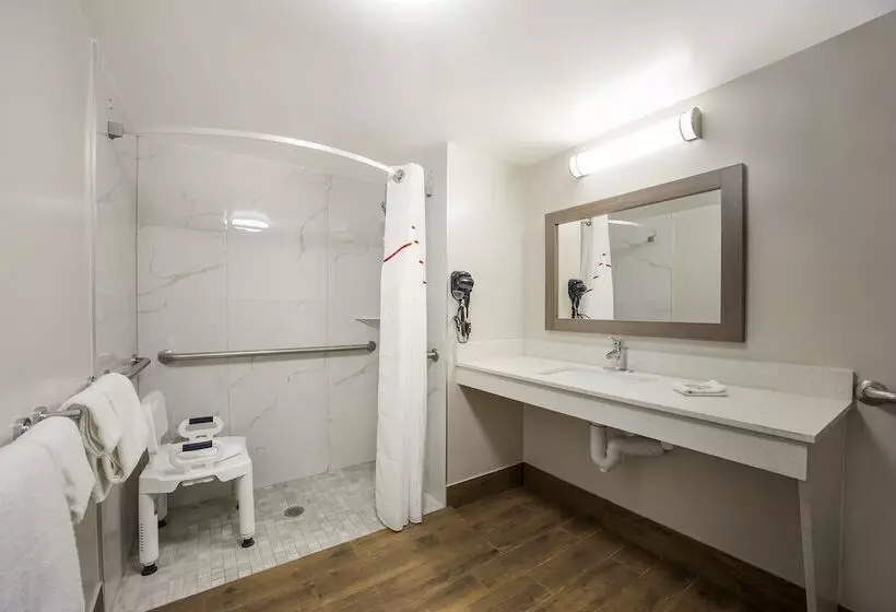 호텔 Red Roof Inn & Suites Thomasville