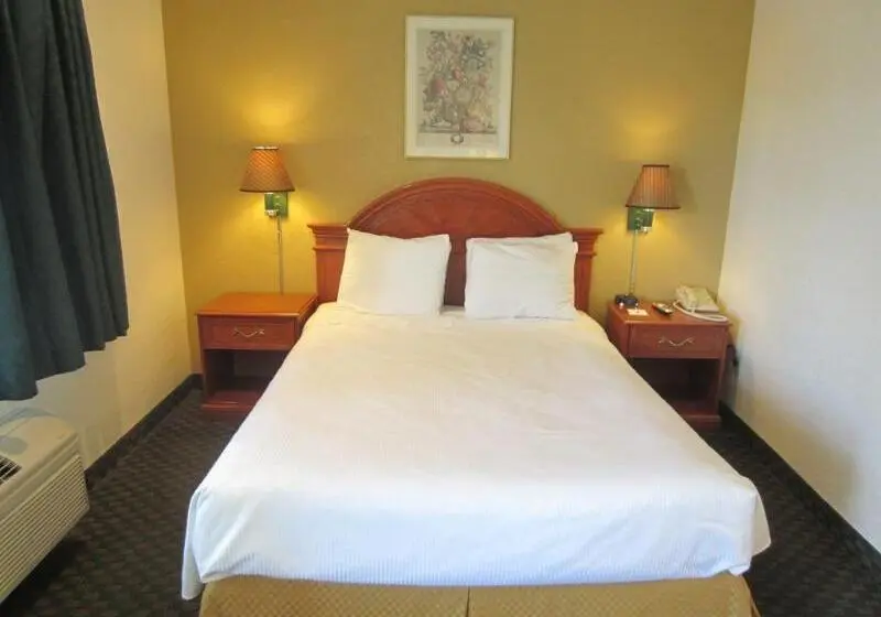 ホテル Redwood Creek Inn