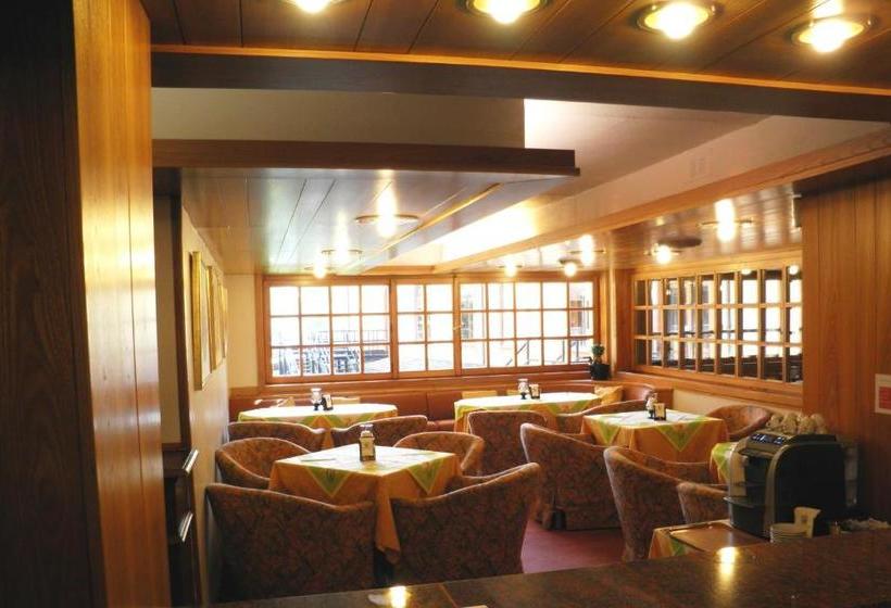 בית מלון כפרי R.t.a.  Des Alpes 2