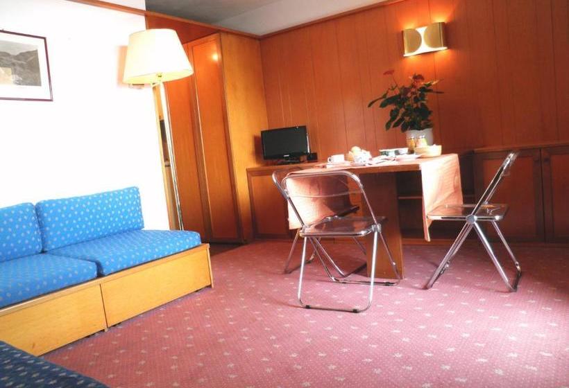 בית מלון כפרי R.t.a.  Des Alpes 2