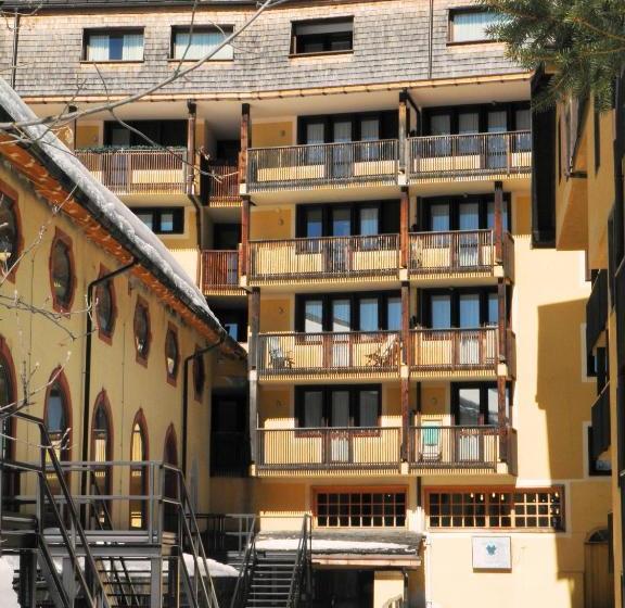 בית מלון כפרי R.t.a.  Des Alpes 2