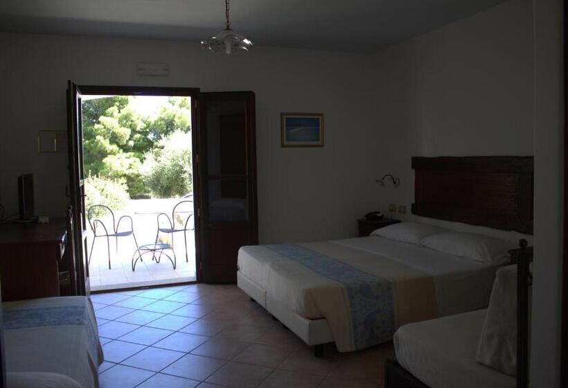 בית מלון כפרי Resort Nuraghe Arvu