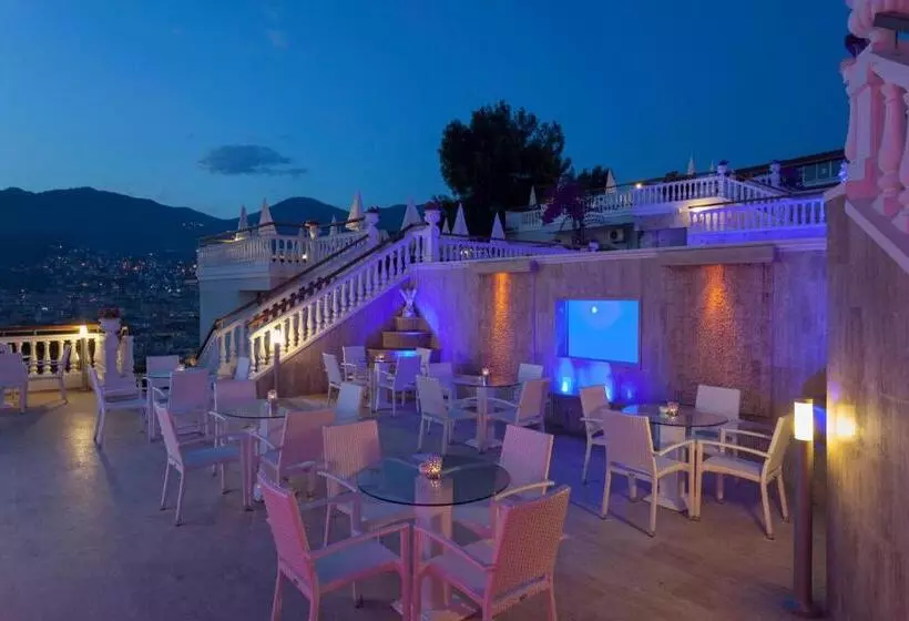 هتل Sunny Hill Alya