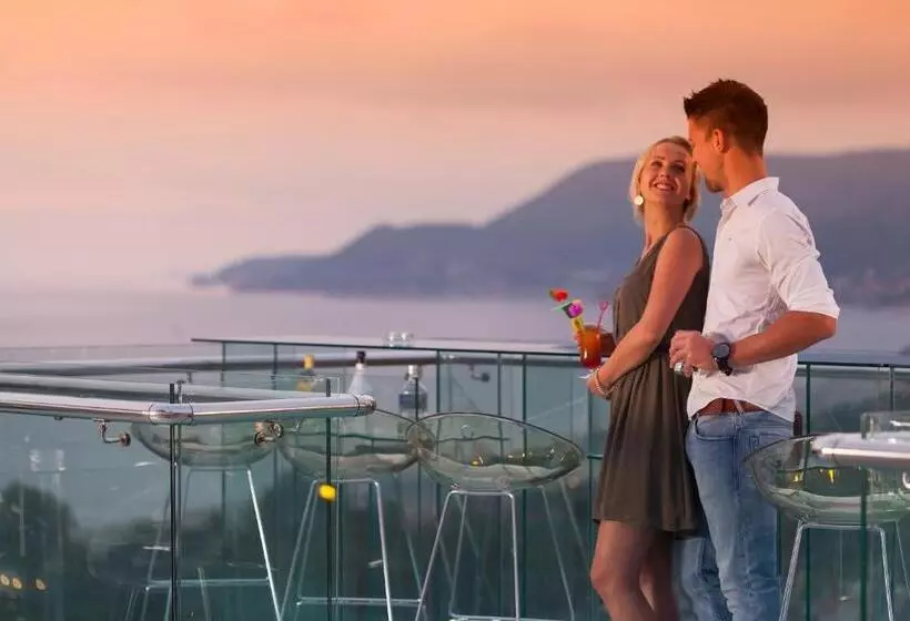 هتل Sunny Hill Alya