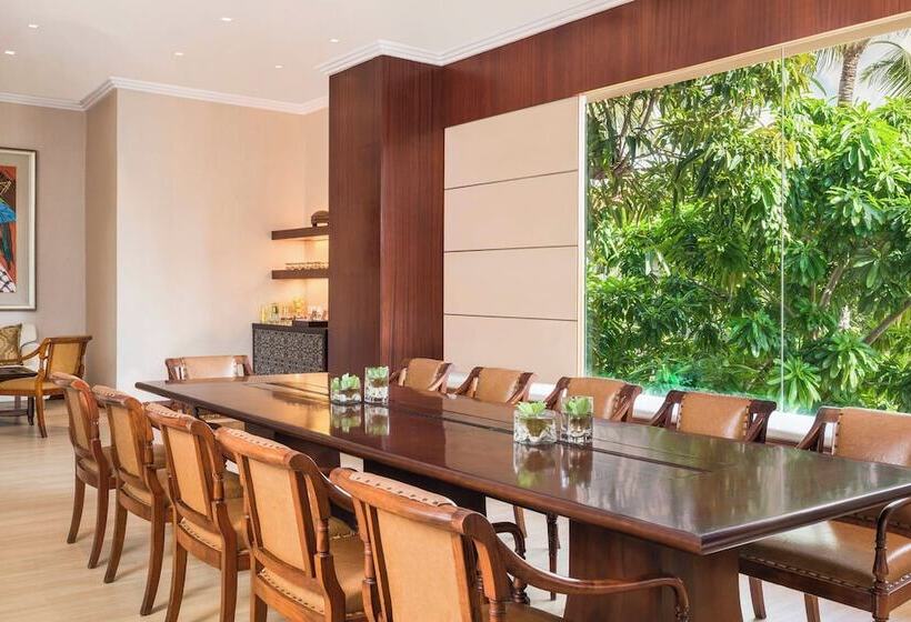 בית מלון כפרי The Laguna, A Luxury Collection Resort & Spa, Nusa Dua, Bali