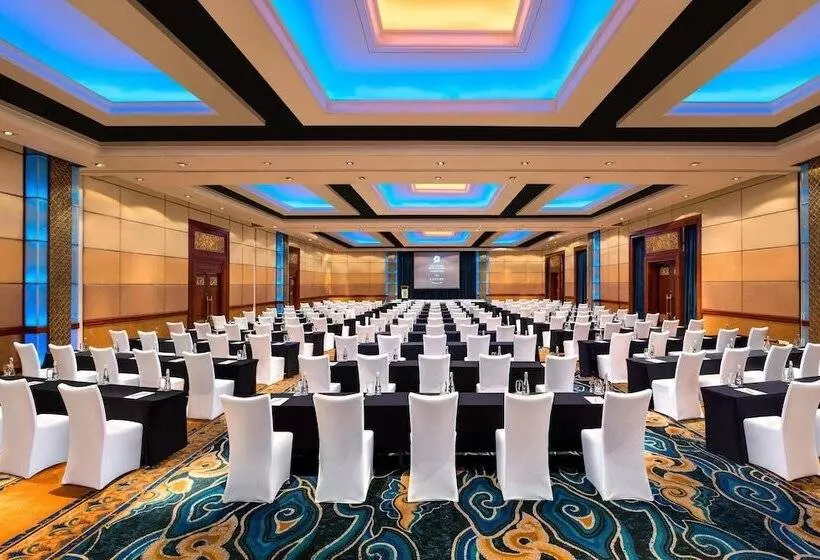 בית מלון כפרי The Laguna, A Luxury Collection Resort & Spa, Nusa Dua, Bali