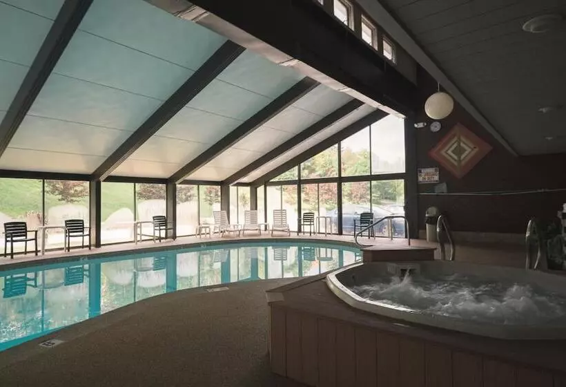 호텔 Town & Country Inn & Resort