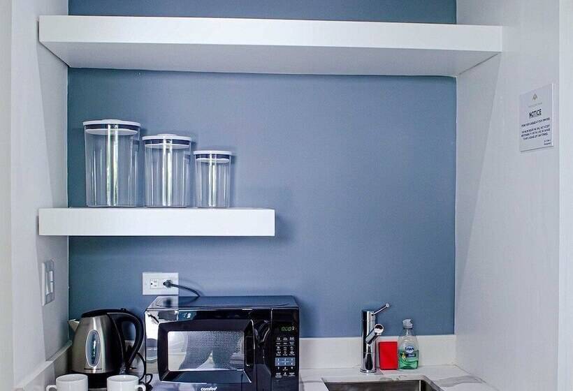 هتل The Palms Resort