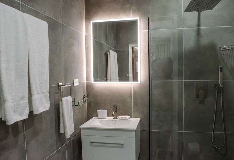 هتل The Palms Resort