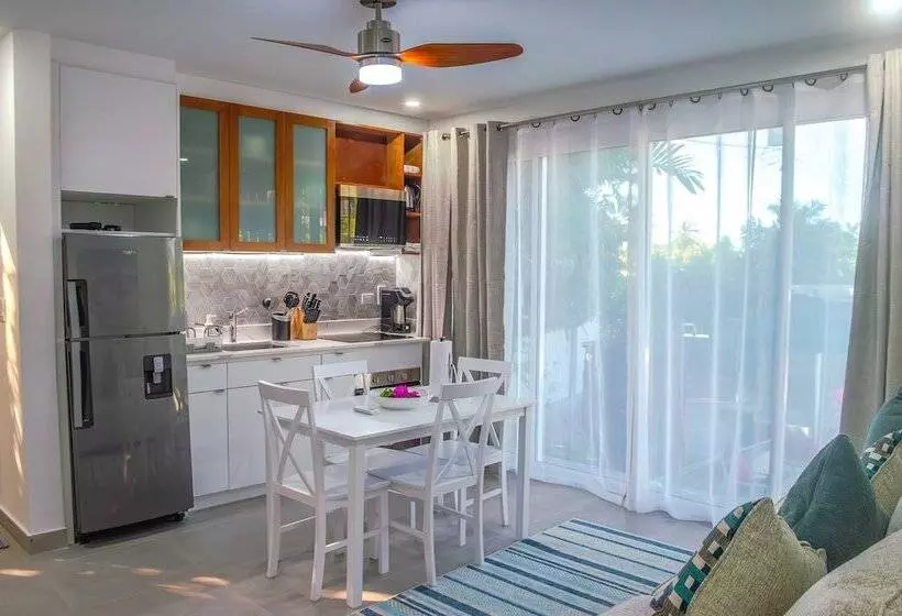 هتل The Palms Resort