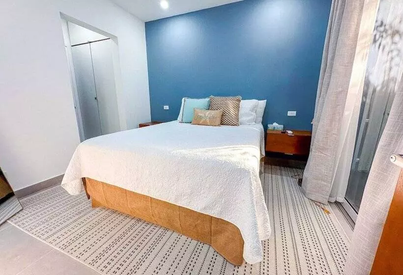 هتل The Palms Resort