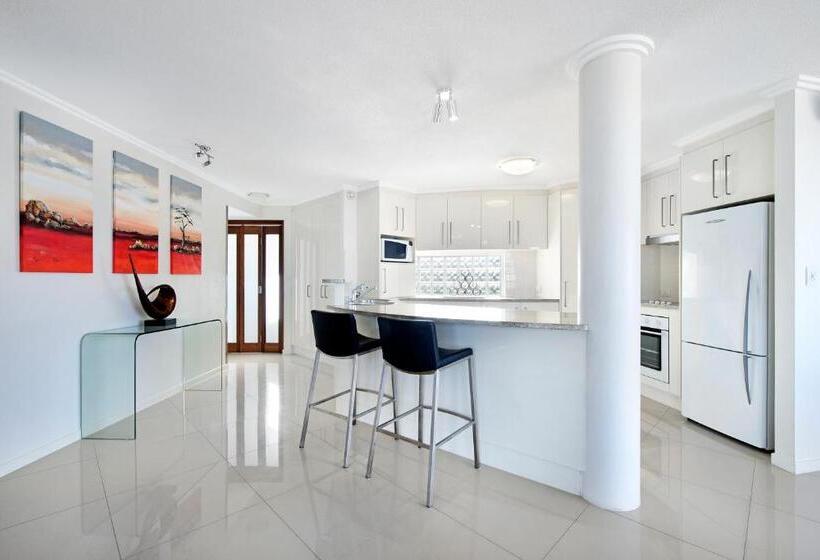 호텔 Ultiqa Shearwater Resort