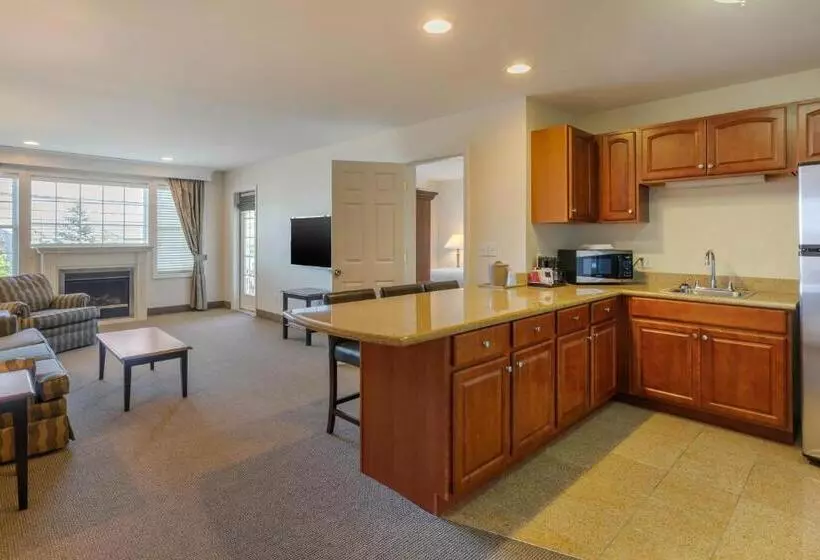 モーテル Ogunquit Hotel And Suites