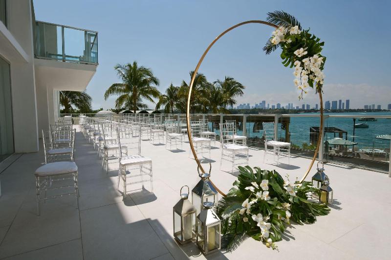 اقامتگاه Mondrian South Beach