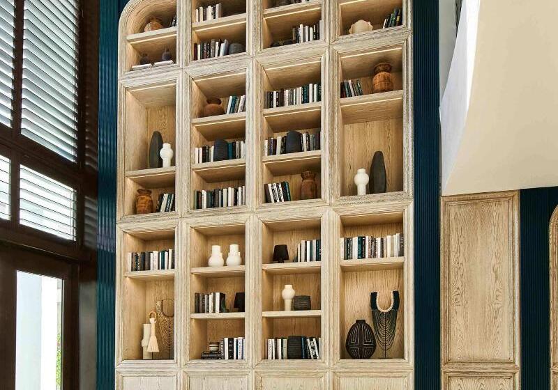 اقامتگاه Mondrian South Beach