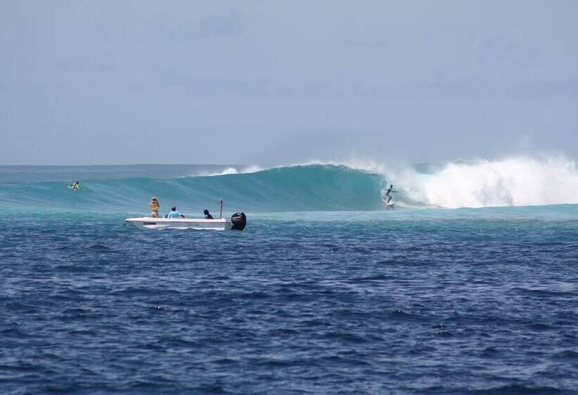 هتل Muli Inn Surf View Maldives