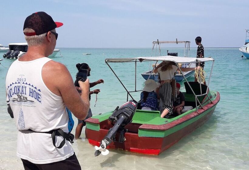 هتل Muli Inn Surf View Maldives