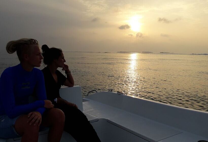 هتل Muli Inn Surf View Maldives