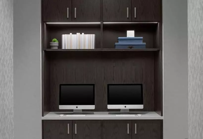 Ac Hotel By Marriott Miami Dadeland