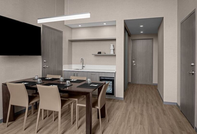 Ac Hotel By Marriott Miami Dadeland