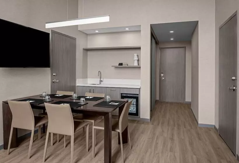 Ac Hotel By Marriott Miami Dadeland