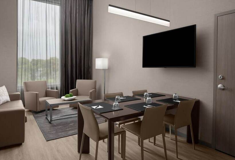 Ac Hotel By Marriott Miami Dadeland