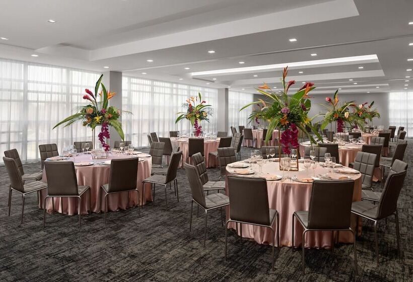 Ac Hotel By Marriott Miami Dadeland