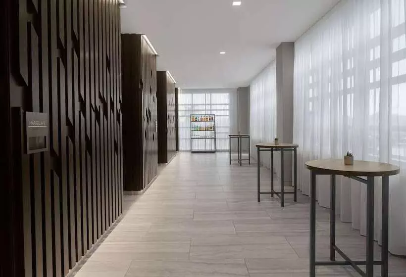 Ac Hotel By Marriott Miami Dadeland