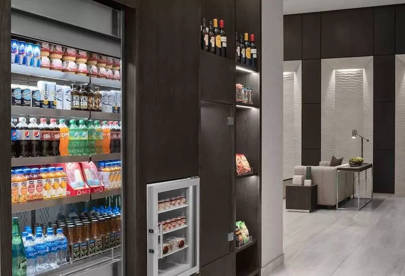 Ac Hotel By Marriott Miami Dadeland