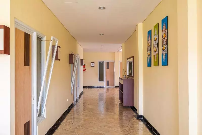 ホテル Cluster Harris Home Stay & Kos By Oyo Rooms