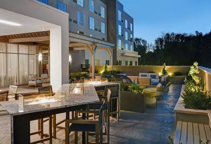 Hotelli Courtyard By Marriott Hamilton