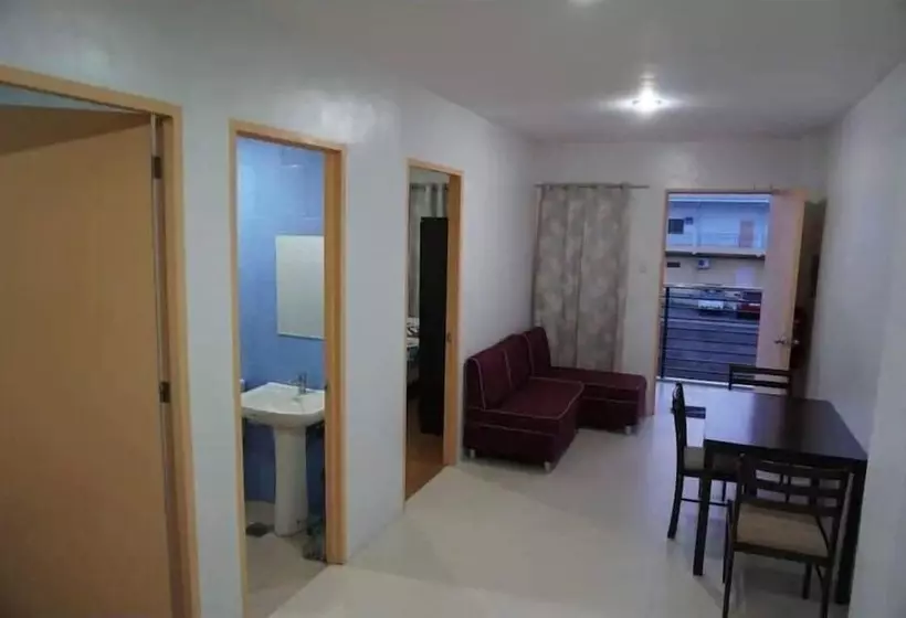 هتل Maple Residences