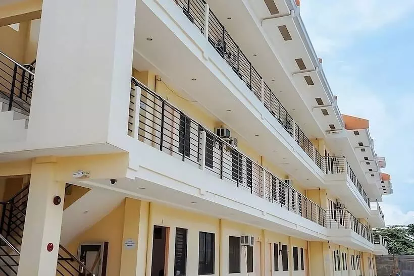 هتل Maple Residences