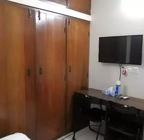هتل Orchid Residence