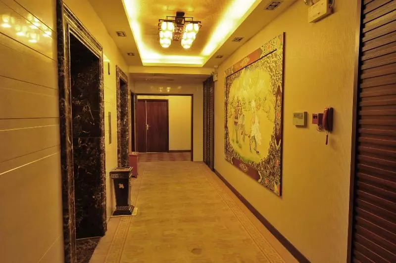 Hotelli Original Density