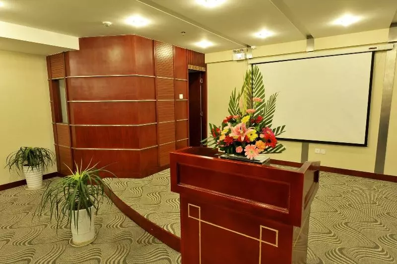 Hotelli Original Density