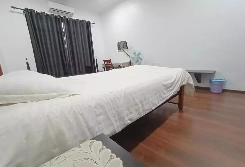 ホテル Oyo 90203 Emma Sukma Homestay