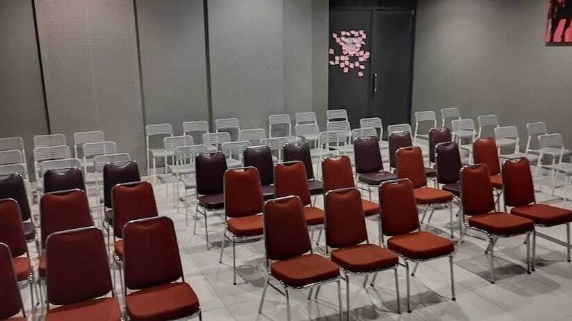 Szálloda Pantes Simpang Lima Semarang