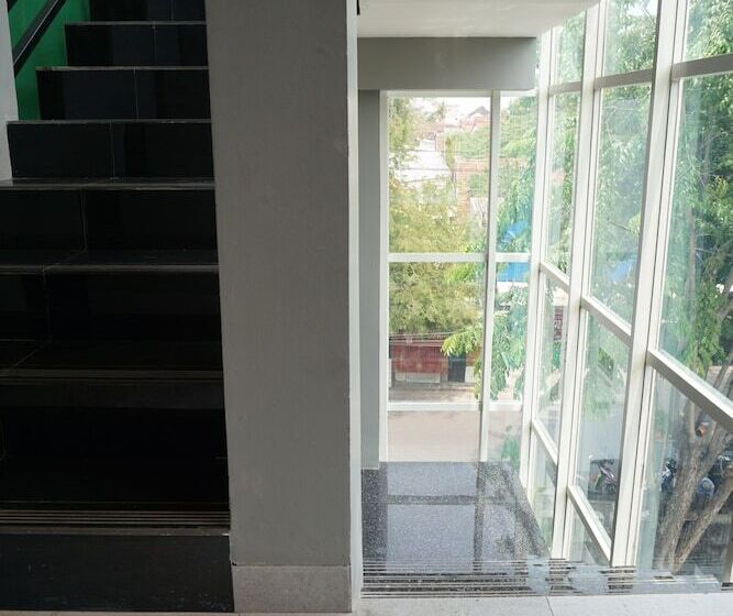 Szálloda Pantes Simpang Lima Semarang