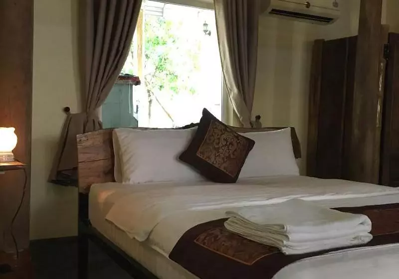 هتل Phong Nha Rustic Home