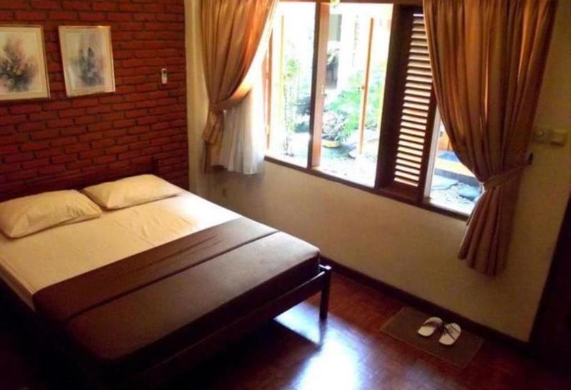 Hotell Wisma Puri Larasati